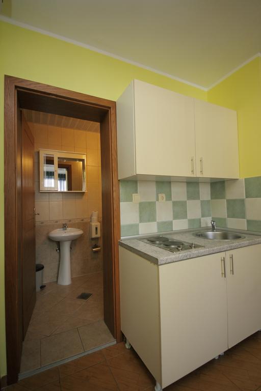 Apartments Tamara Budva Bilik gambar