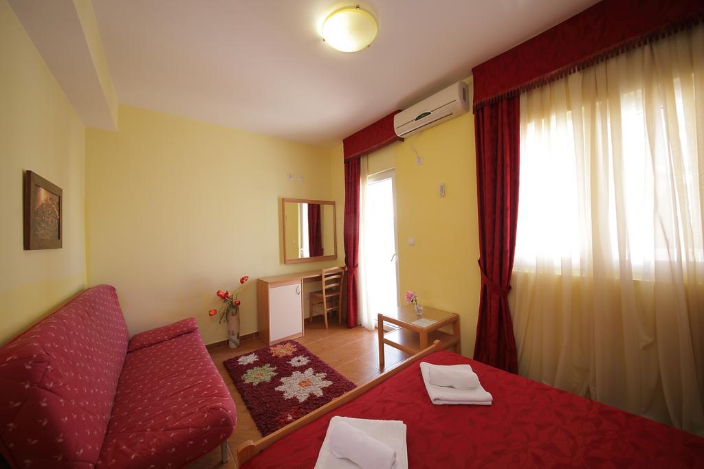 Apartments Tamara Budva Bilik gambar