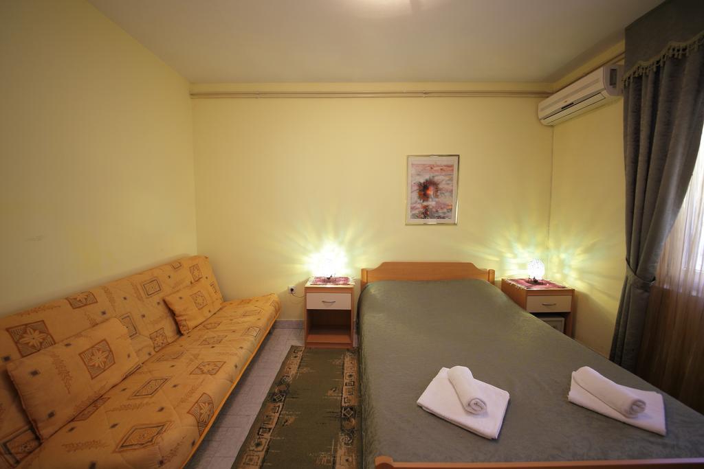 Apartments Tamara Budva Bilik gambar