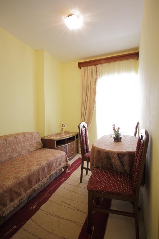 Apartments Tamara Budva Bilik gambar